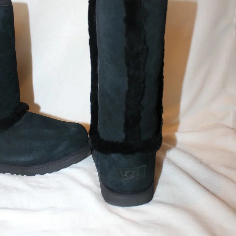NIB UGG HADLEY‎ YOUTH 4 5 WOMEN'S 6 7 TALL SUEDE SHEARLING BOOTS BLACK